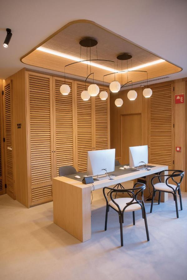 Myr Puerta Serranos バレンシア エクステリア 写真